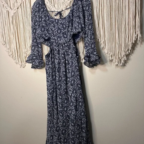 Lulu's Navy Floral Long Sleeve Dress - Picture 5 of 7